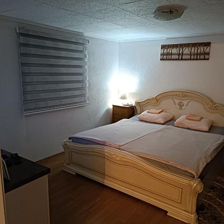 Cottage Auto Camp Vinac ヤイツェ エクステリア 写真